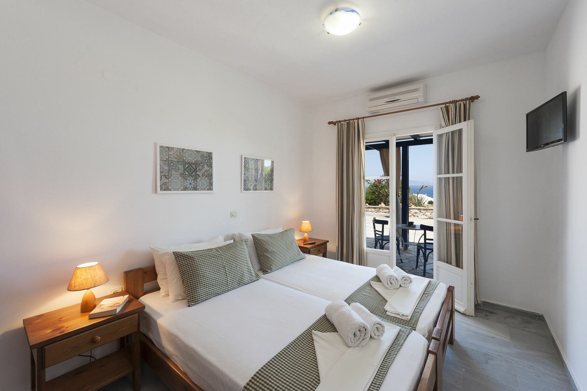 Dryades Family Hotel Drios Exterior foto
